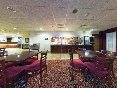 Express By Ihg 2* Fairfield