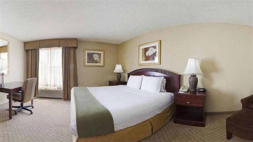 Express By Ihg 2*