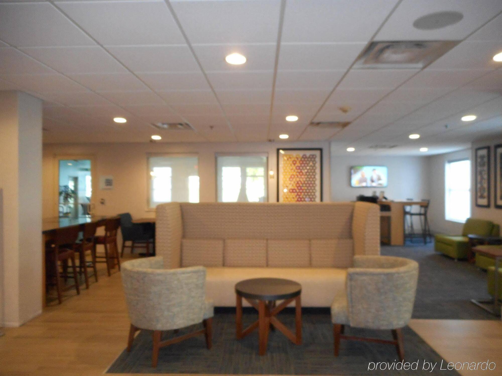 Express By Ihg Hotel