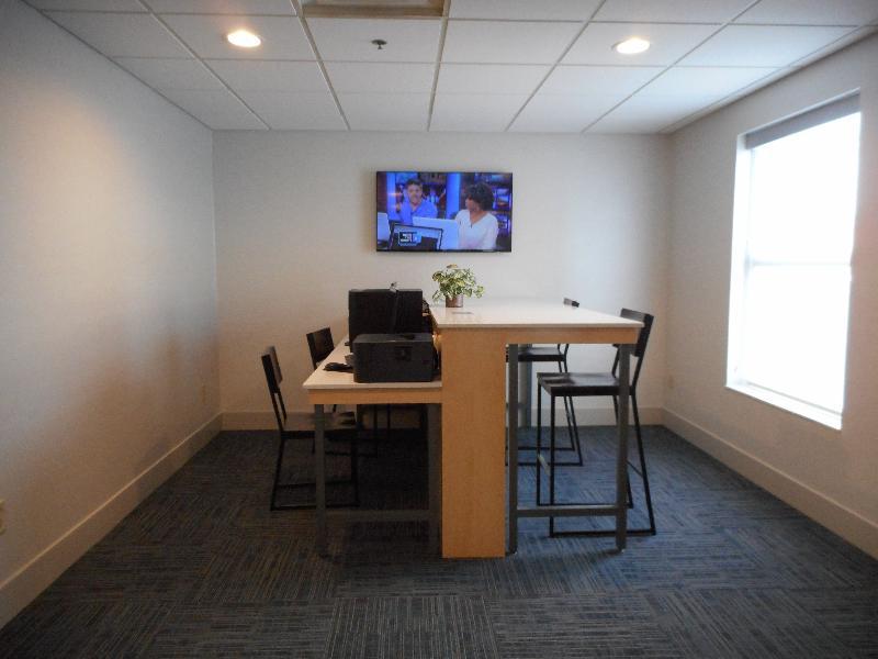 Express By Ihg 2* Fairfield